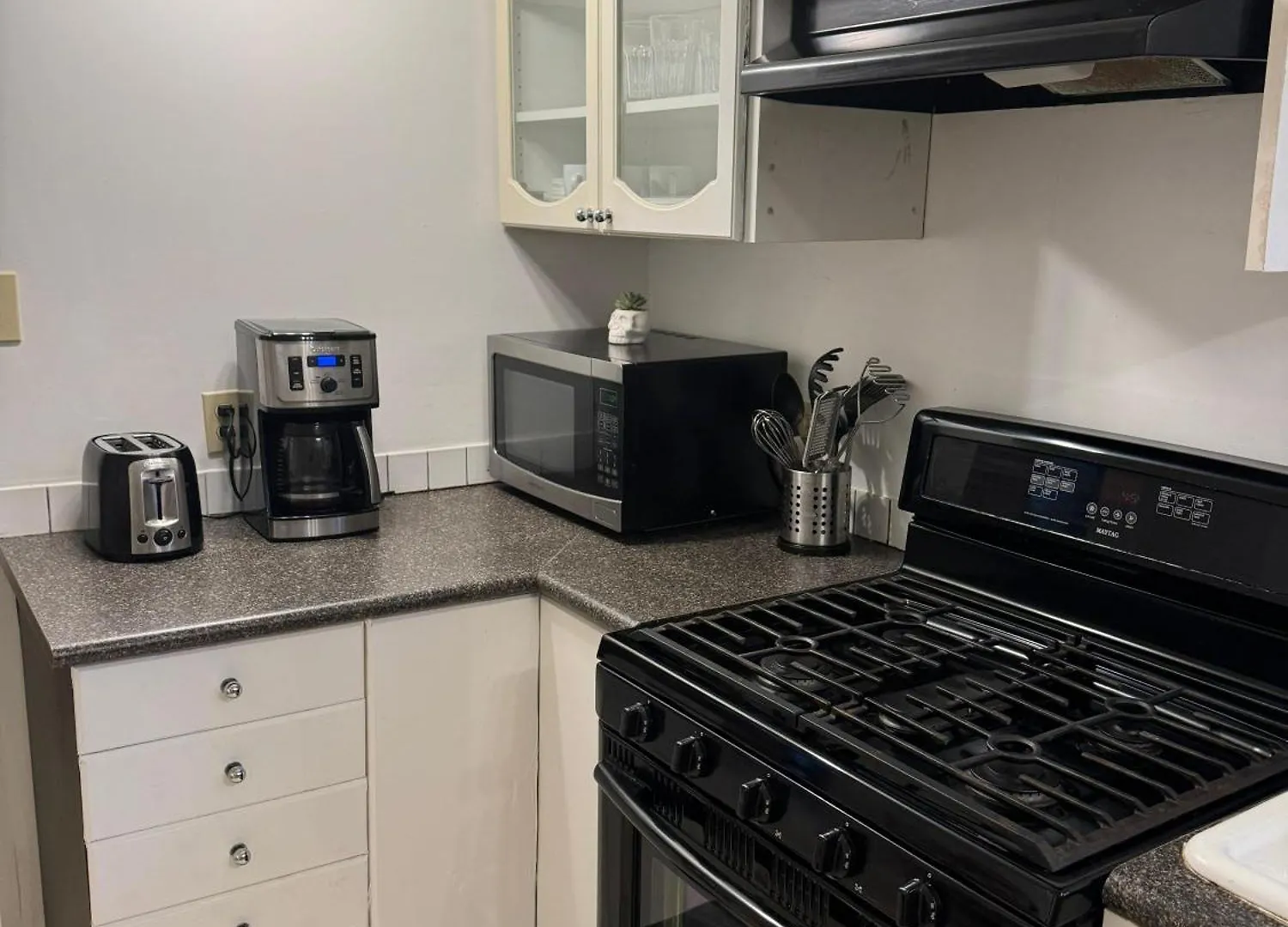Apartment Charming Private Kitsilano Suite Vancouver